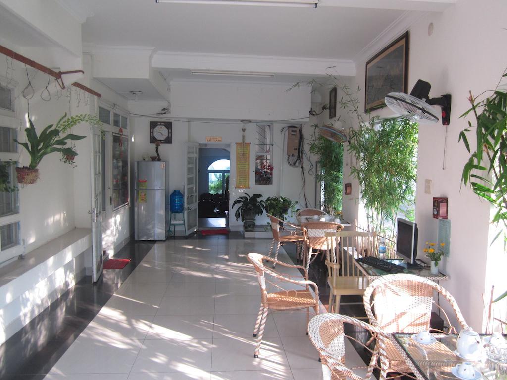 Nhiet Doi Hotel Tuy Hoa Εξωτερικό φωτογραφία